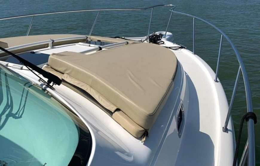 Yacht Pursuit 41ft Luxury tour to the rosario Islands 12 Pax