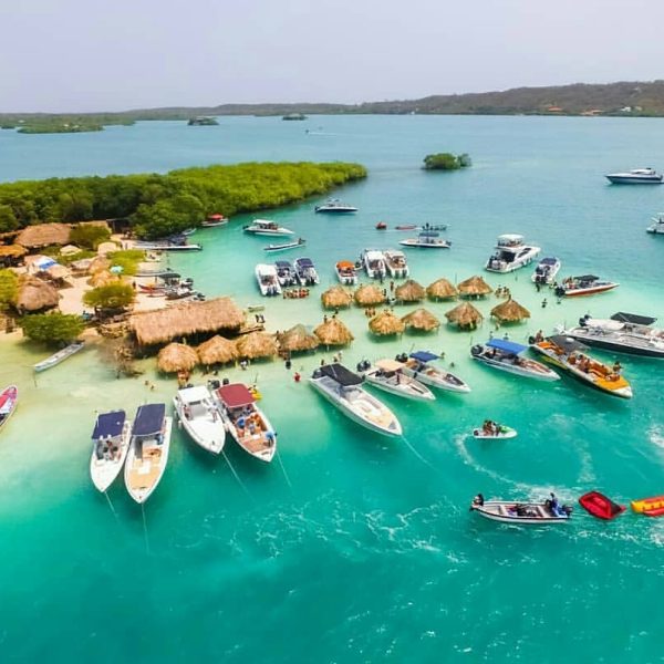 Cholon Cartagena - Party island