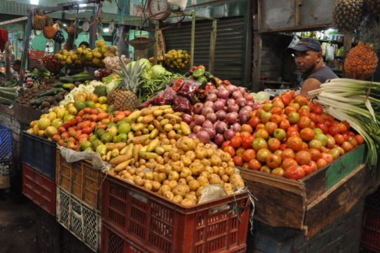 Cartagena For Travelers 18 Tour pelo Mercado de Bazurto
