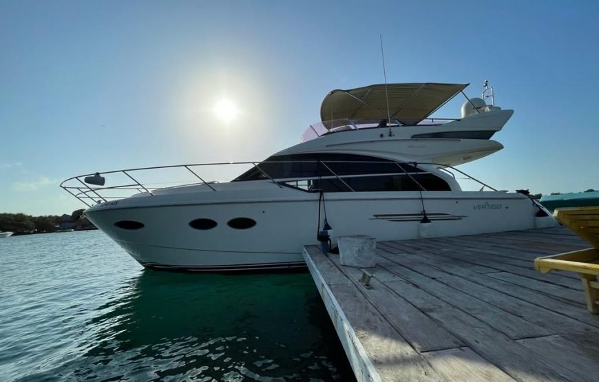 43 ft Yacht Princess – 11 Guests