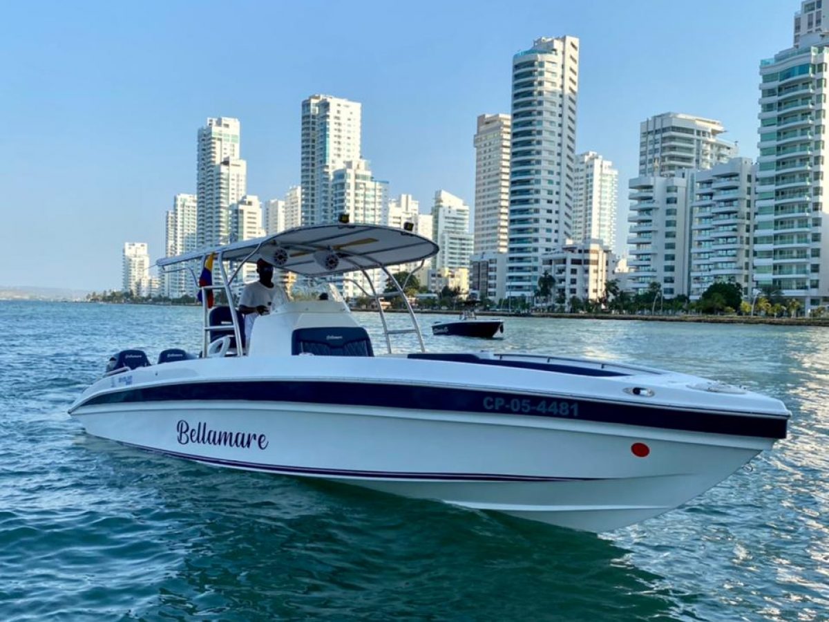 Cartagena rental boat 30ft 2