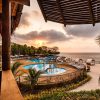 Encanto island Pool 2