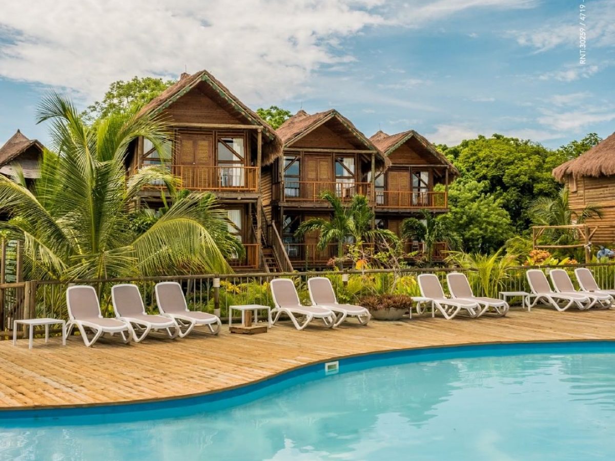 Encanto island Pool 4
