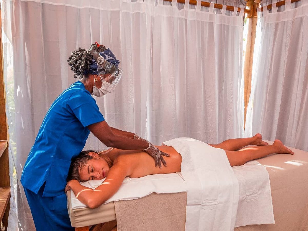 Isla del Encanto Spa, Rosario Islands