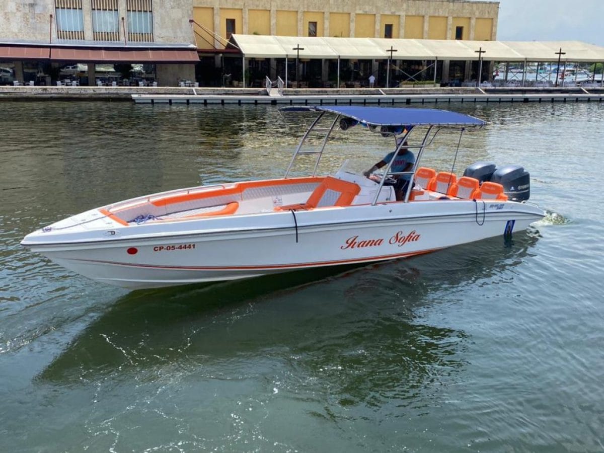 29 ft boat Cartagena charter-9