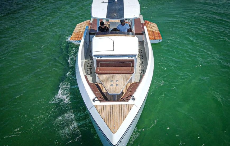 38 ft Boat Galea – 16 Guests