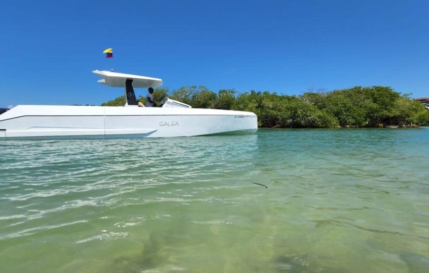 38 ft Boat Galea – 16 Guests