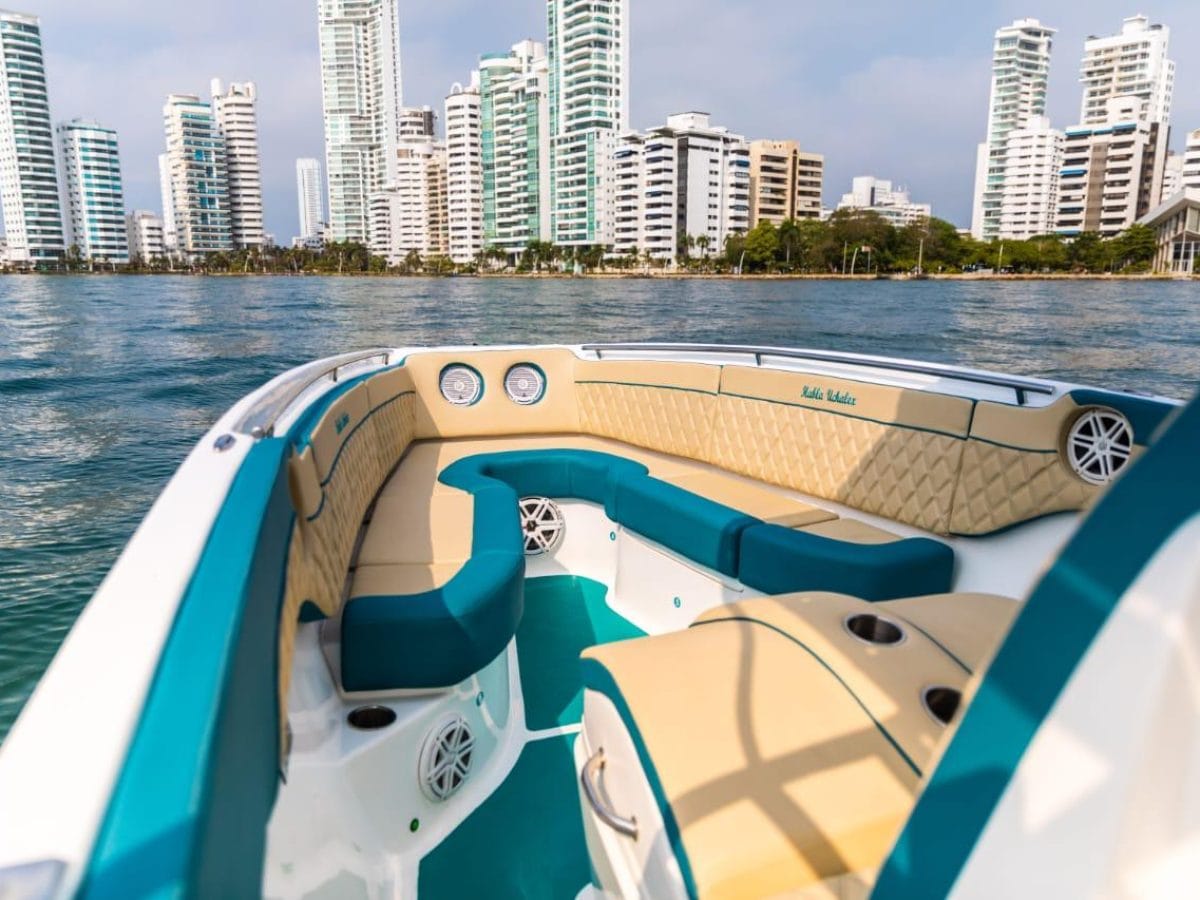 29 ft Boat Uchalex - 15