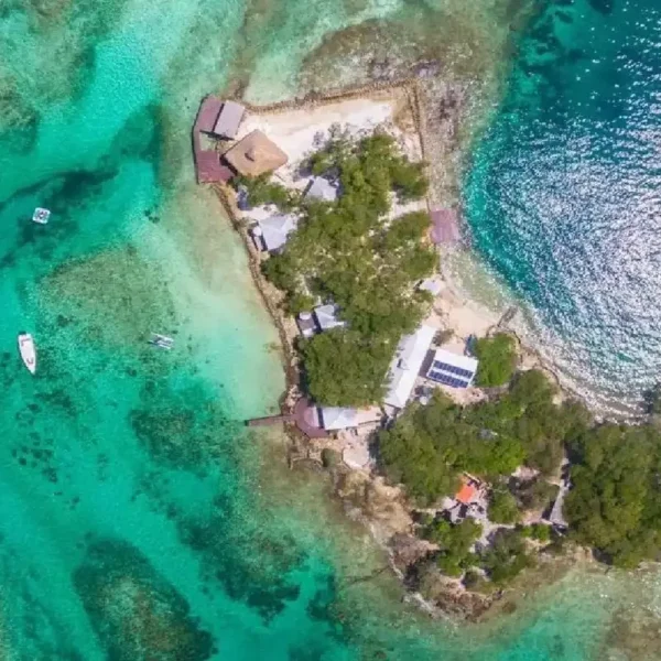 Aerial view of Isla Gigi in the Rosario Islands