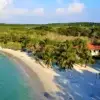 Seafront hotel and beach at Aguazul Beach Resort, Barú