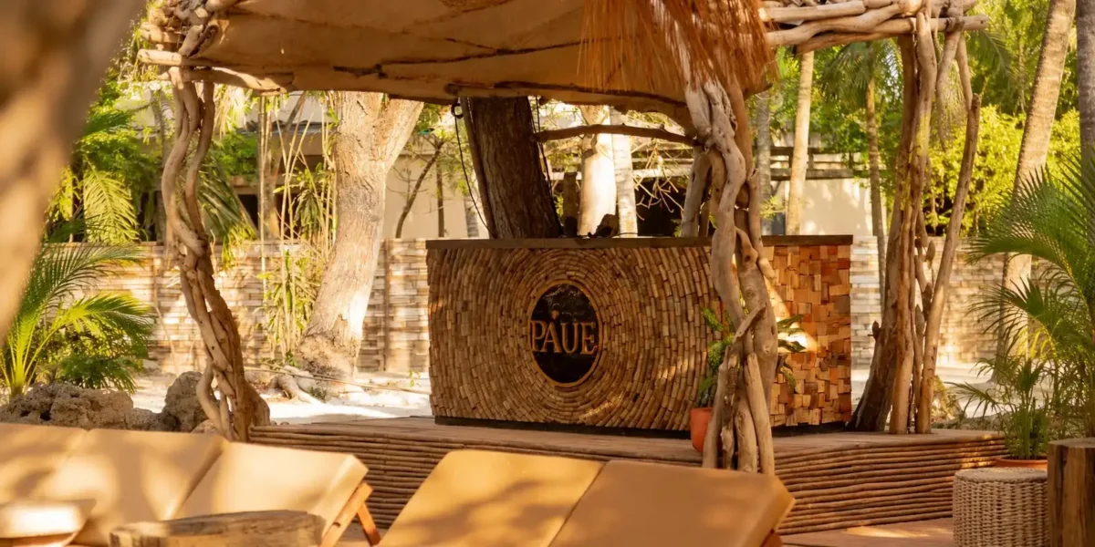 Bar at Paue Beach Club in the Rosario Islands