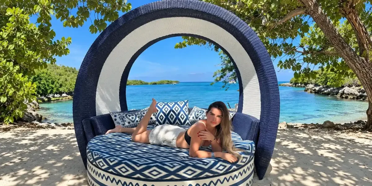 Circular day bed facing the sea at Dharma Beach Club
