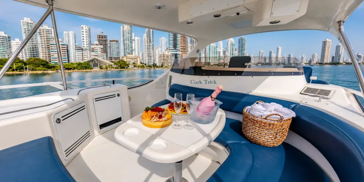 360° flybridge with seats and table on the Cork Trick yacht