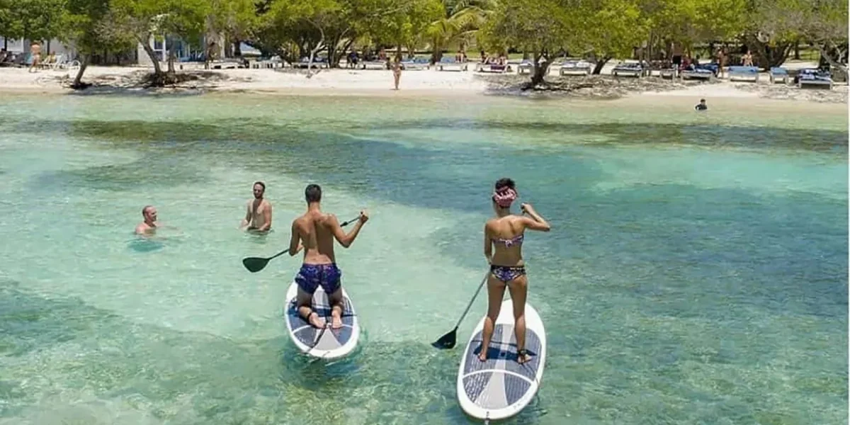 Paddleboarding at the Rosario de Mar beach