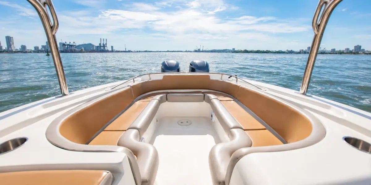 Stern lounge of the Virginia 420 private boat