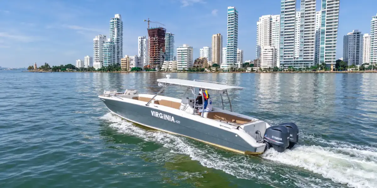 Virginia 420 42 ft private boat cruising past the Bocagrande skyline, Cartagena